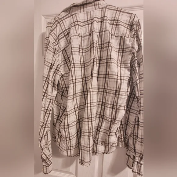 Hollister long sleeve shirt- Size Large - Picture 3 of 3